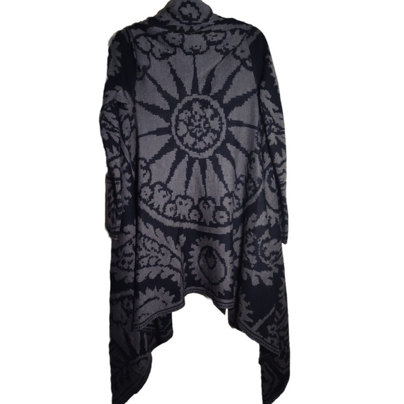 Peruvian Connection Gray Alpaca & Silk Women's Cardigan Sweater Size Small - Picture 2 of 5